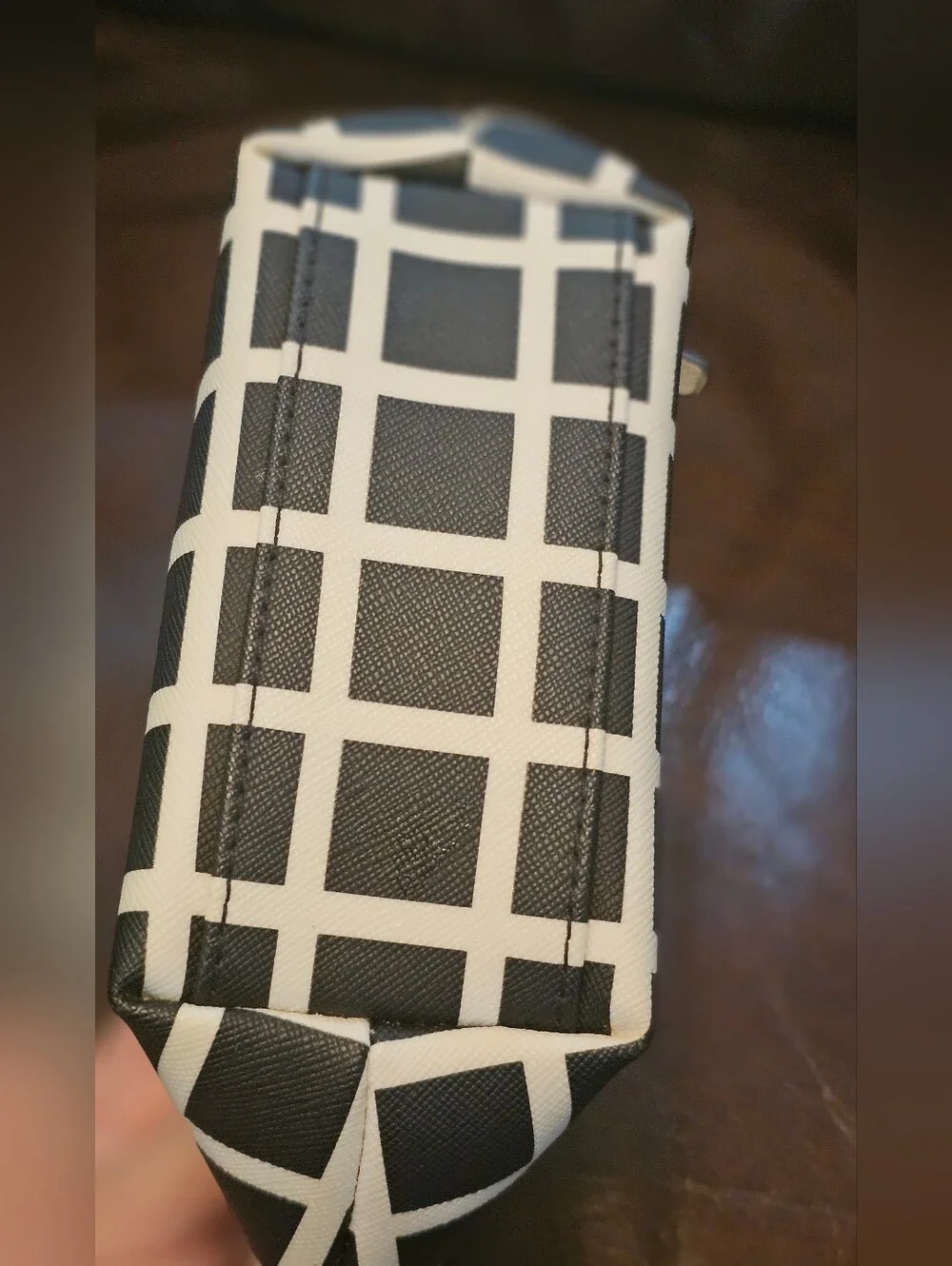 Kate Spade Millie Grove Pop Art Black & White Check Leather Cosmestic Pouch EUC